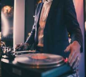 DJ